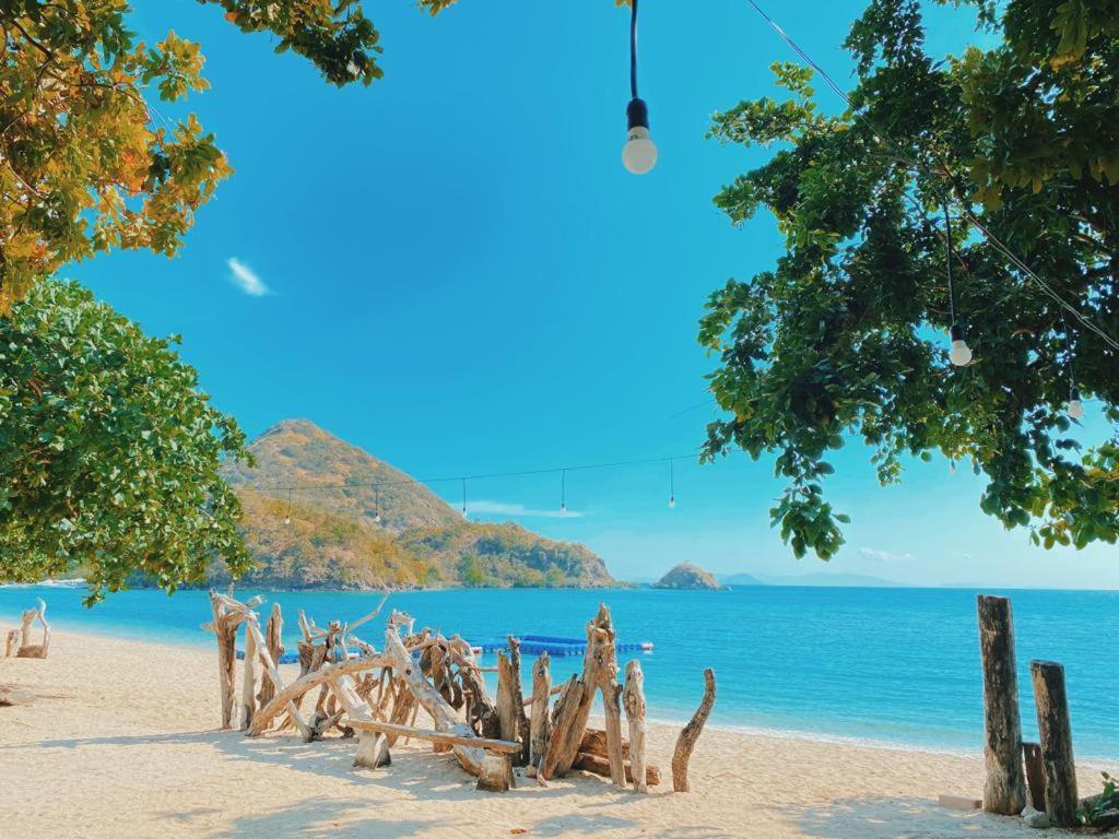 Sylvia Beach Villa Labuan Bajo Dış mekan fotoğraf